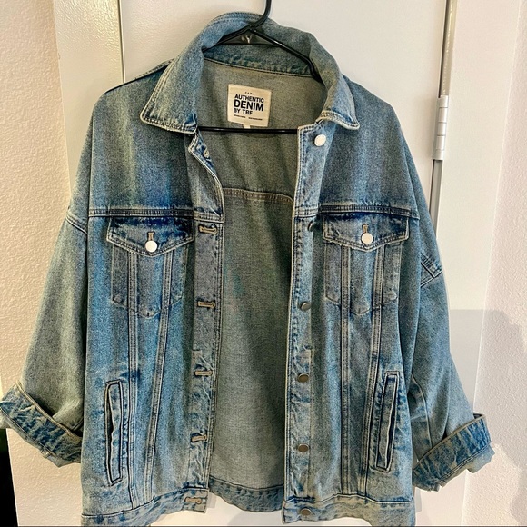 Oversized Denim Jean Jacket - Picture 1 of 1